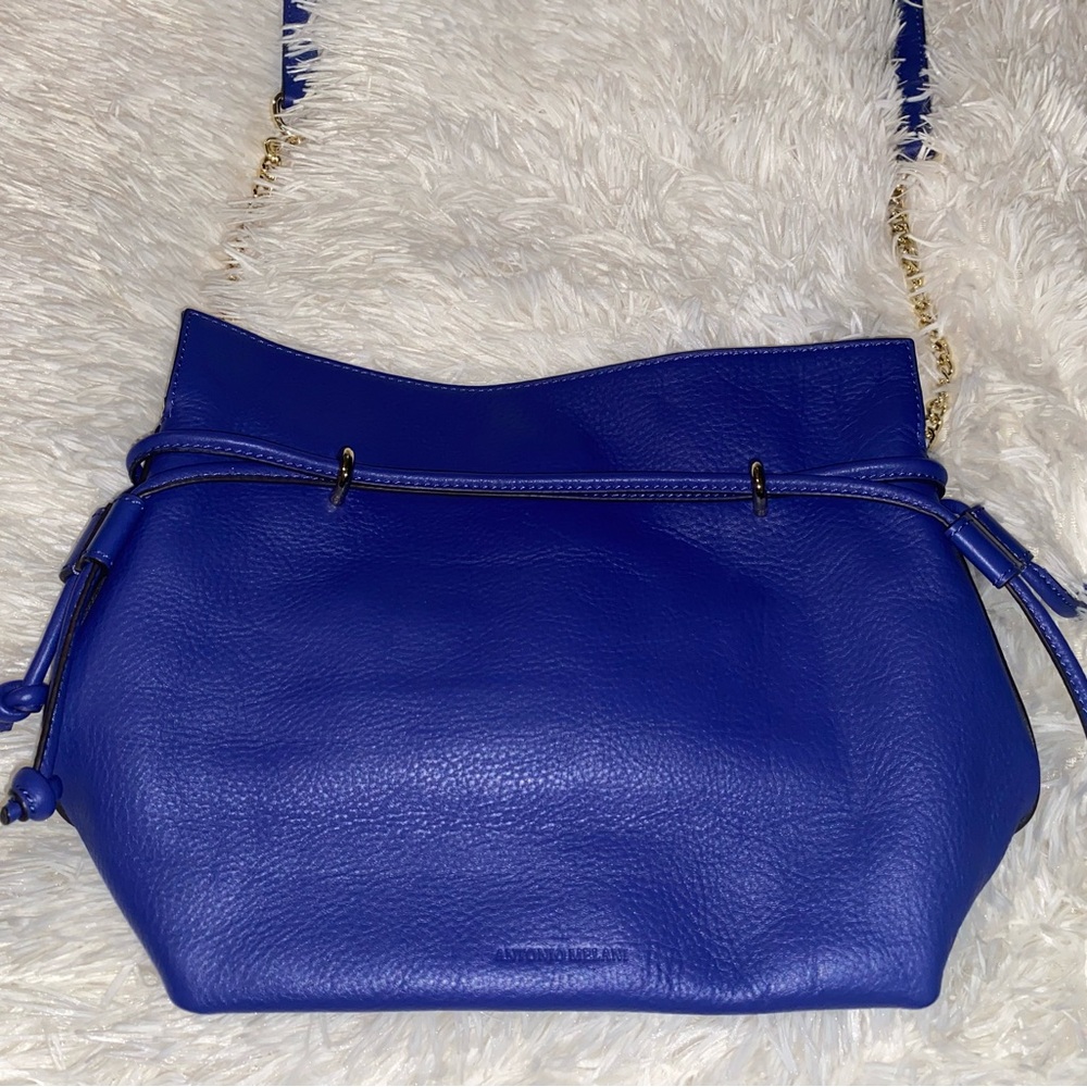 Antonio Melani women’s pebble leather shoulder purse with beautiful gold chains